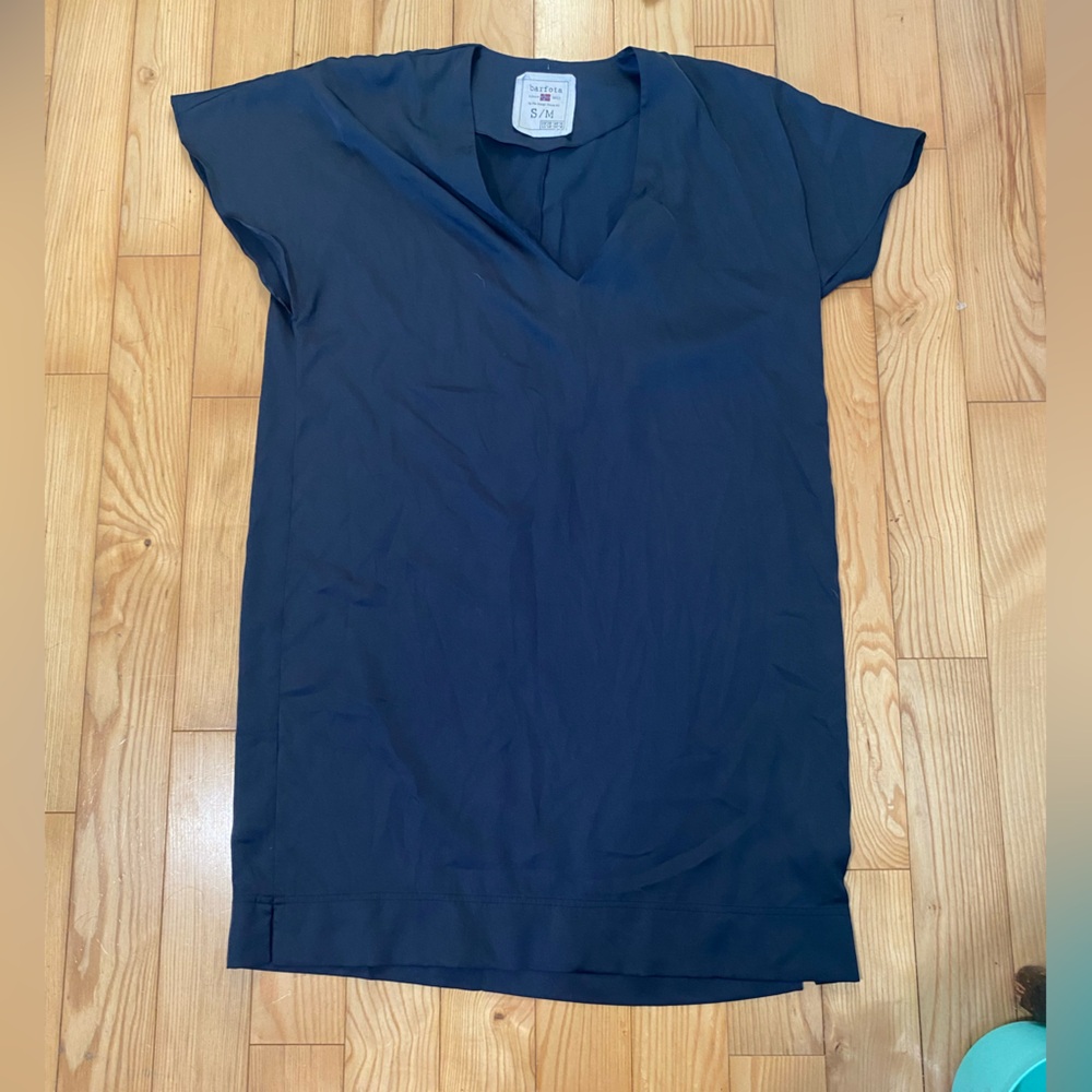 Navy Blue Barfota dress
